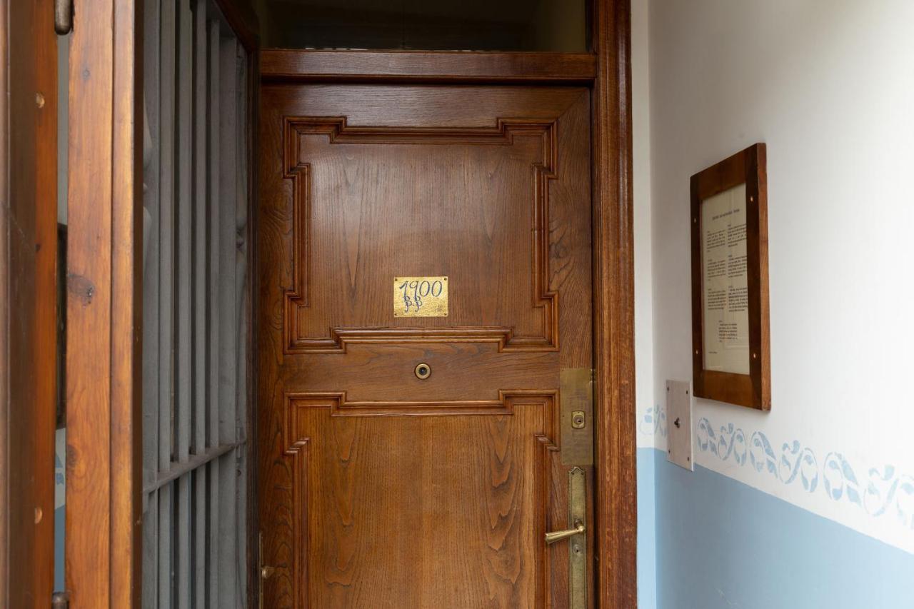 1900 B&B Terrassa Exterior photo
